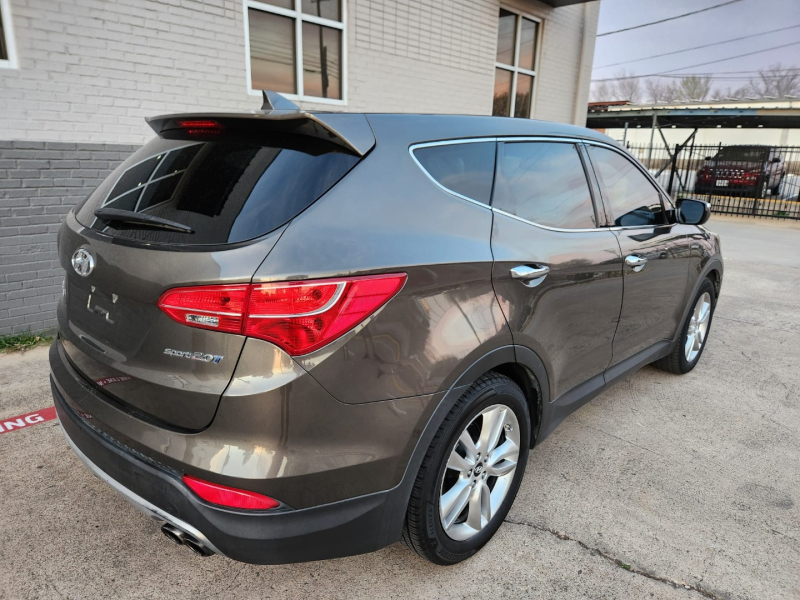 Hyundai Santa Fe 2013 price $9,999 Cash