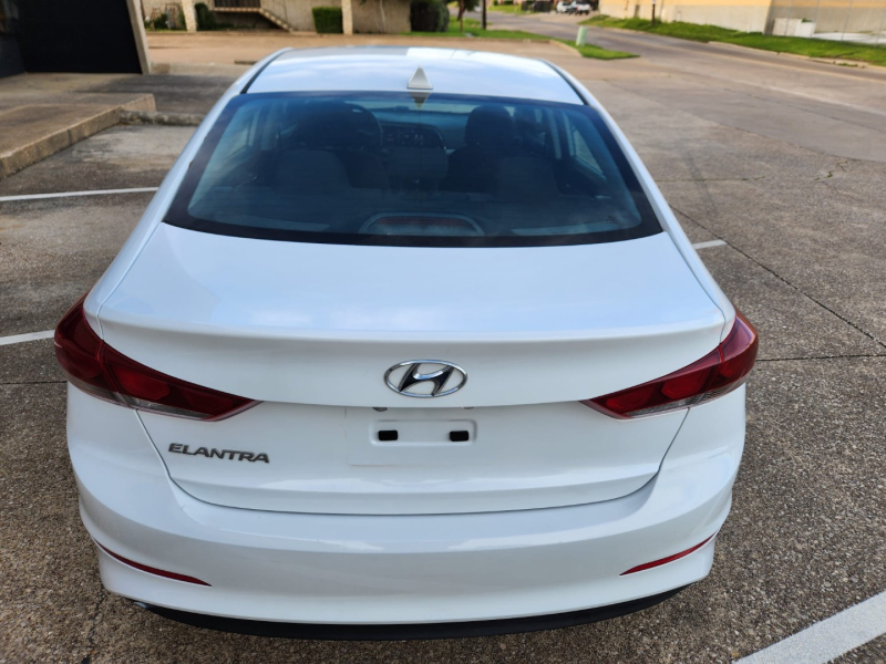 Hyundai Elantra 2018 price $10,999 Cash