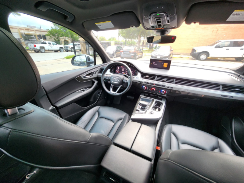 Audi Q7 2019 price $18,999 Cash