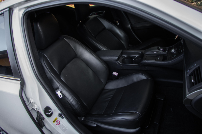 Lexus CT 200h 2012 price $15,995