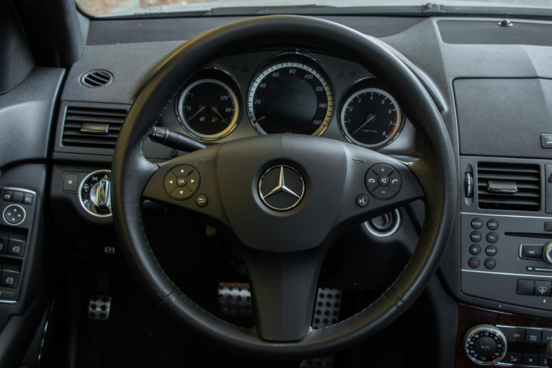 Mercedes-Benz C-Class 2011 price $11,975