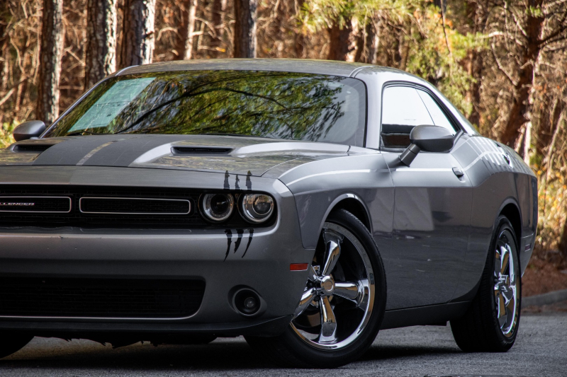 Dodge Challenger 2015 price $17,230