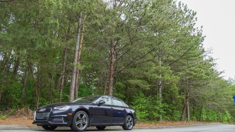 Audi A4 2017 price $18,100