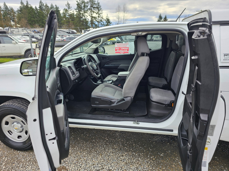 Chevrolet Colorado 2017 price $13,950