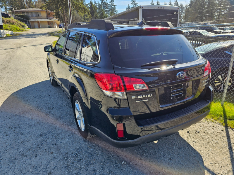 Subaru Outback 2013 price $8,500