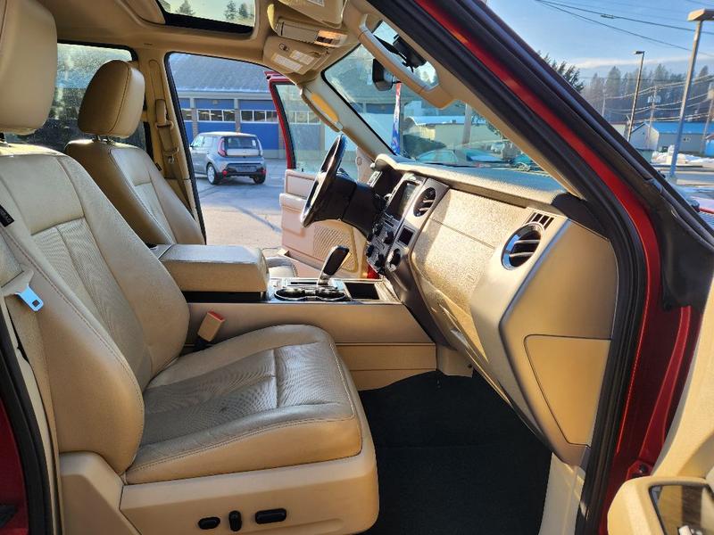 Ford Expedition EL 2016 price $20,780