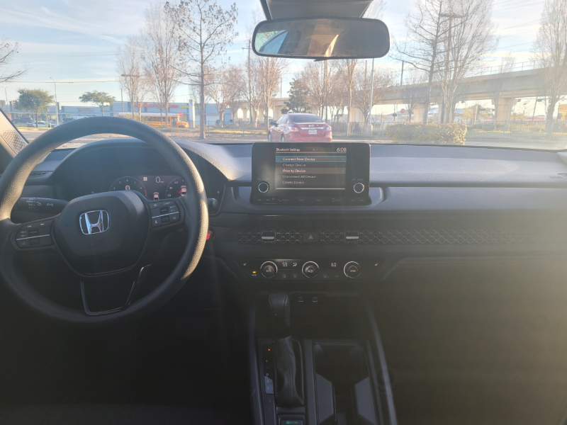 Honda Accord Sedan 2023 price $23,995