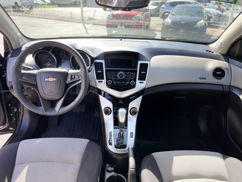 Chevrolet Cruze 2015 price $12,495