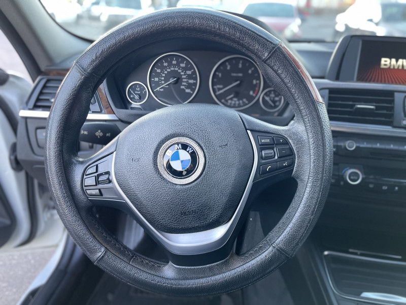 BMW 3-Series 2014 price $13,495