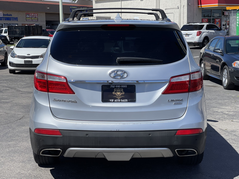 Hyundai Santa Fe 2015 price $15,995