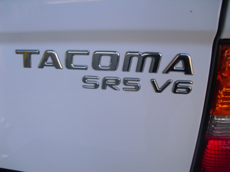 Toyota Tacoma 2004 price 