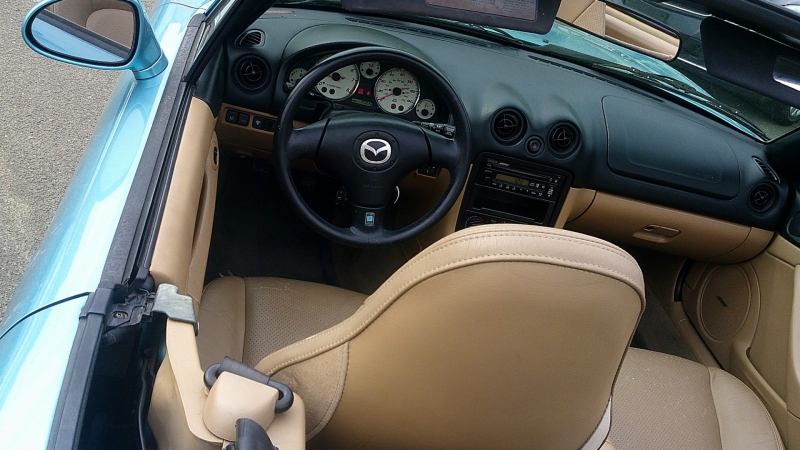 Mazda MX-5 Miata 2001 price 