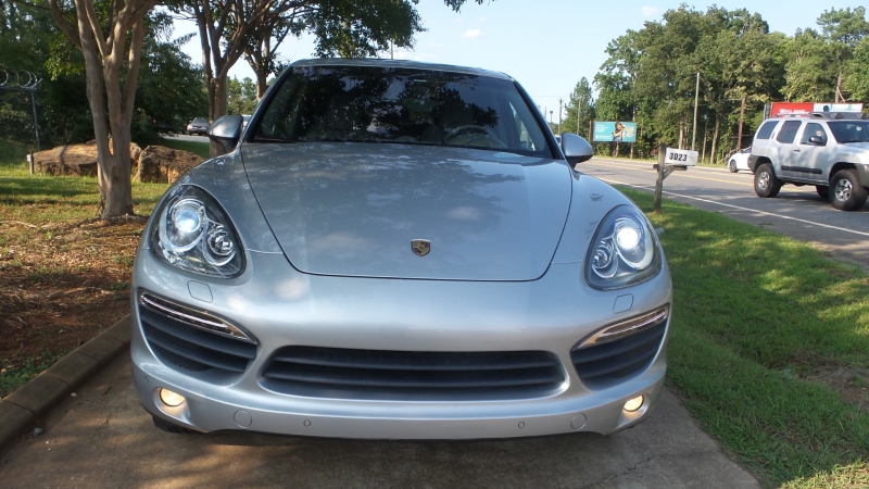 Porsche Cayenne 2012 price 