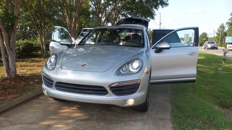 Porsche Cayenne 2012 price 