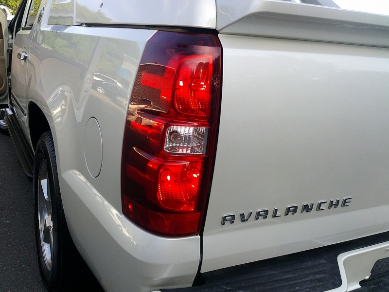 Chevrolet Avalanche 2013 price 