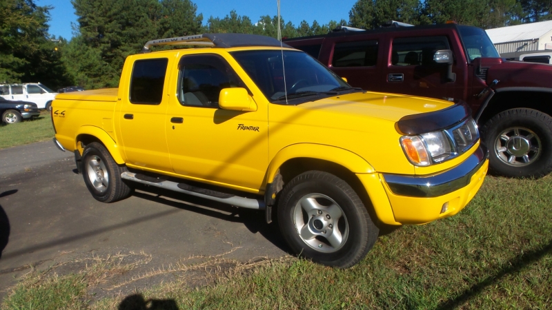 Nissan Frontier 4WD 2000 price 