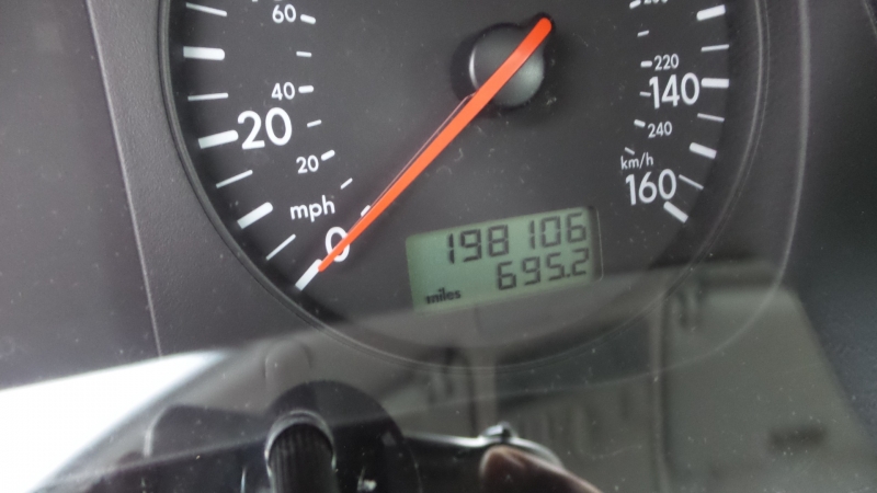 Volkswagen GTI 2002 price 