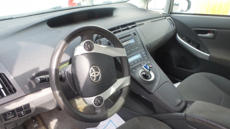 Toyota Prius 2010 price 
