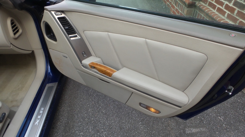 Cadillac XLR 2004 price 