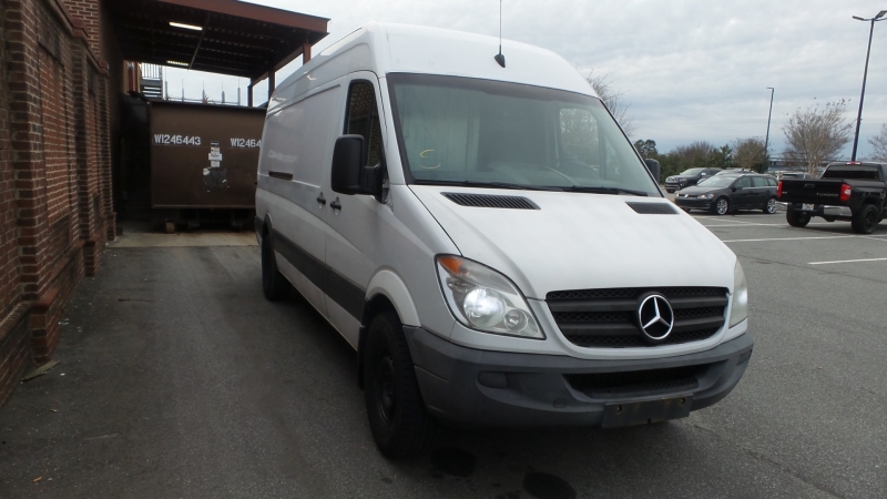 Mercedes-Benz Sprinter Cargo Vans 2011 price 