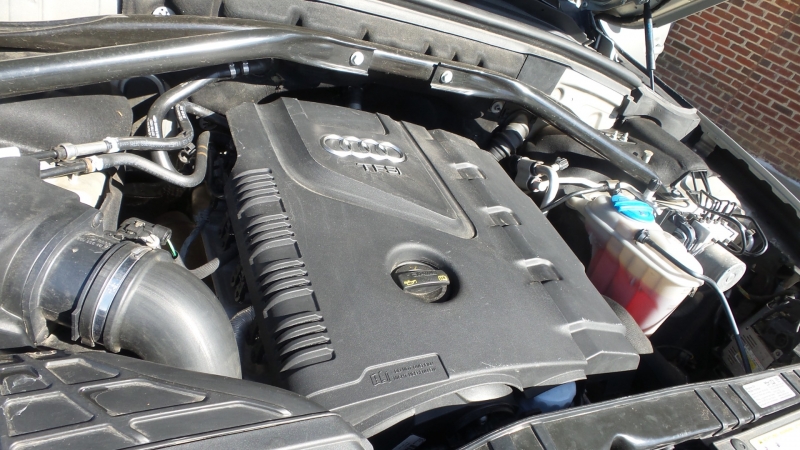 Audi Q5 2013 price $11,900