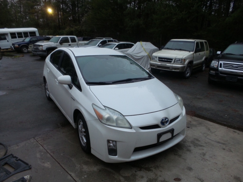 Toyota Prius 2011 price $5,900