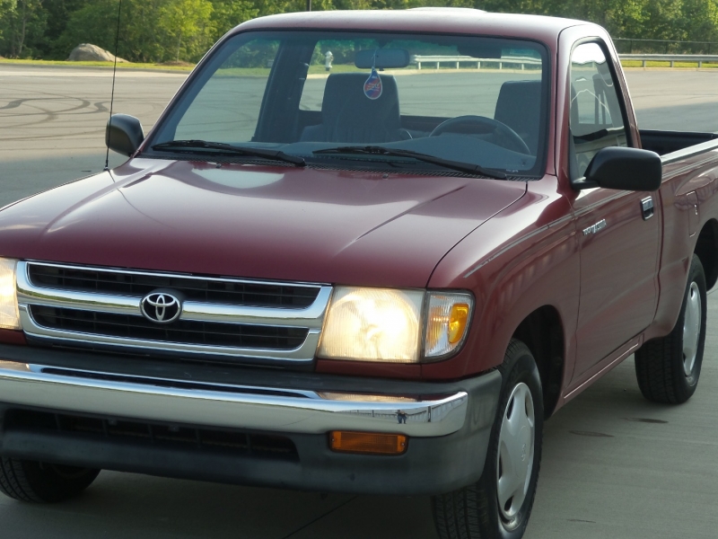 Toyota Tacoma 1998 price $13,900