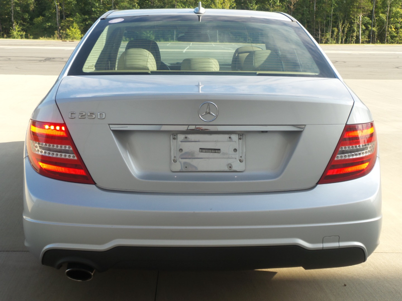 Mercedes-Benz C-Class 2013 price $9,900