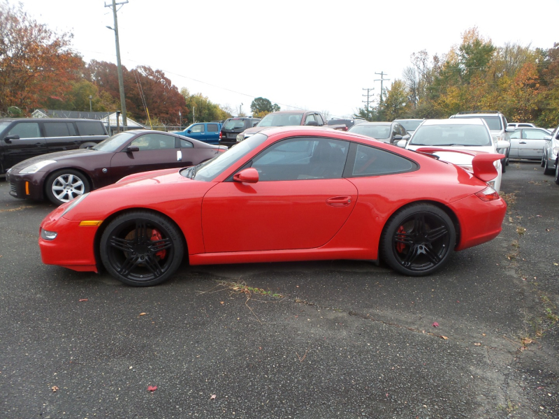 Porsche 911 2007 price $79,000