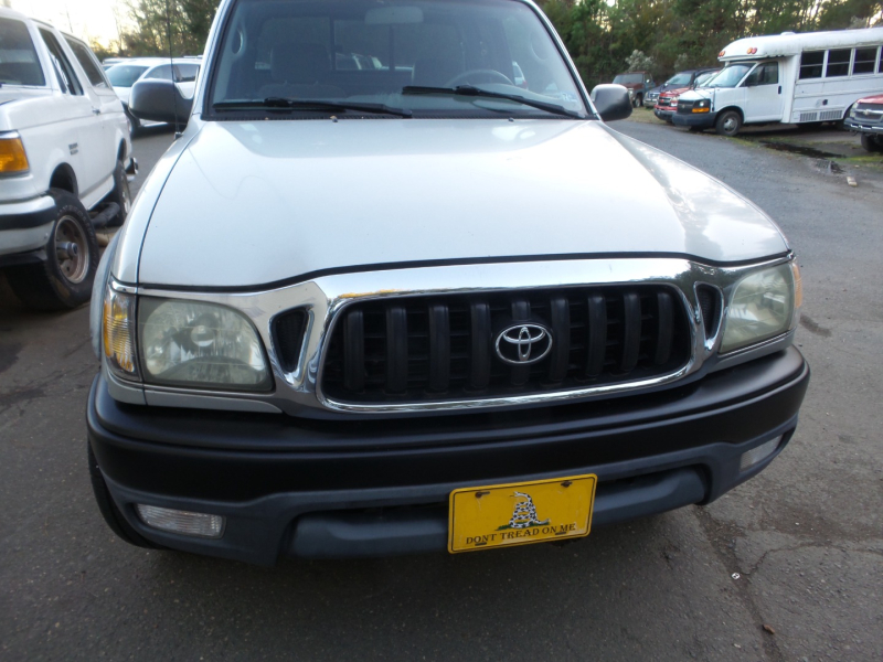 Toyota Tacoma 2003 price 