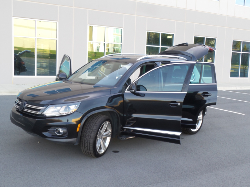 Volkswagen Tiguan 2015 price $8,800