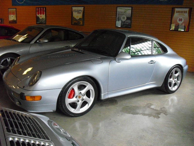 Porsche 911 C4S  6 SPEED 1997 price 