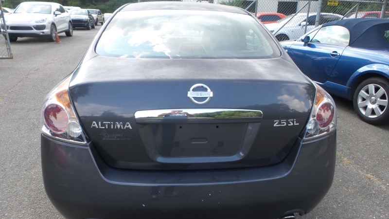 Nissan Altima 2009 price $5,999
