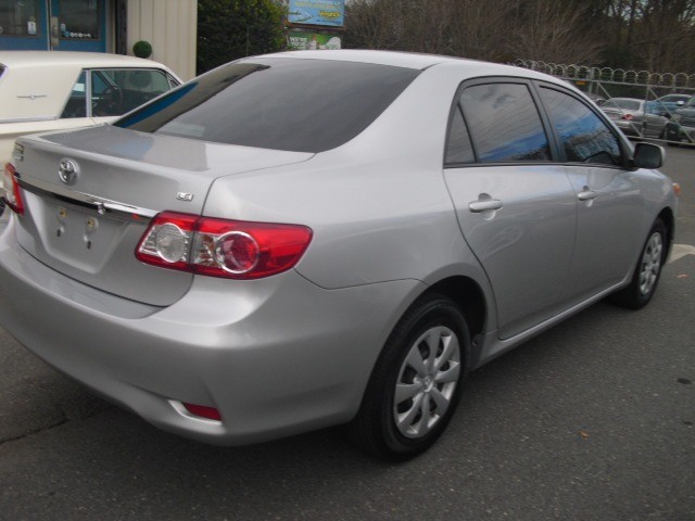 Toyota Corolla 2011 price 