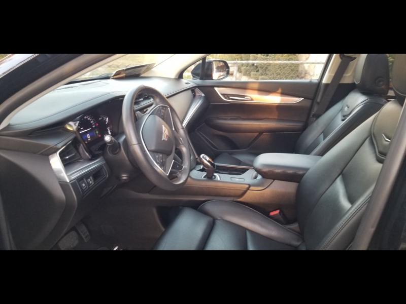 Cadillac XT5 2017 price $19,999