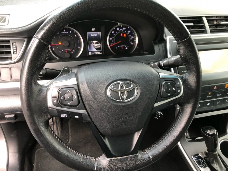 Toyota Camry 2015 price $15,500