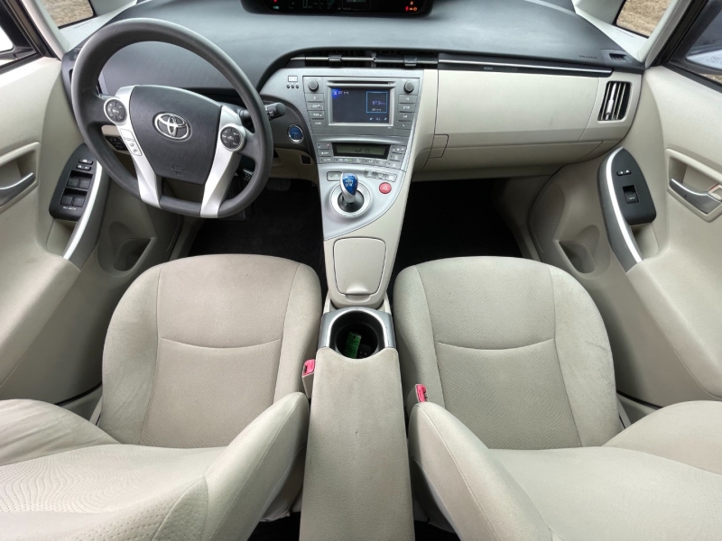 Toyota Prius 2013 price $13,995