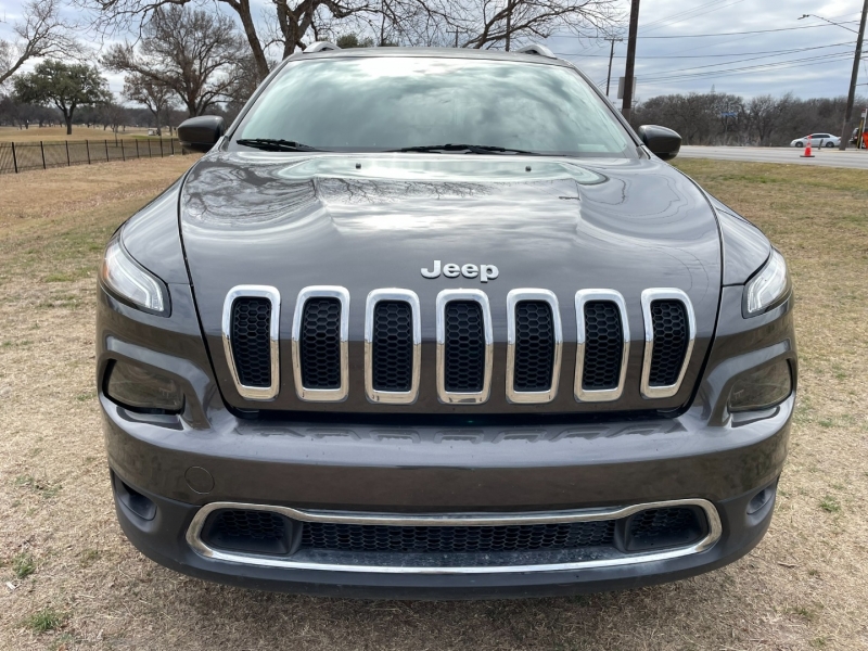 Jeep Cherokee 2017 price $19,695
