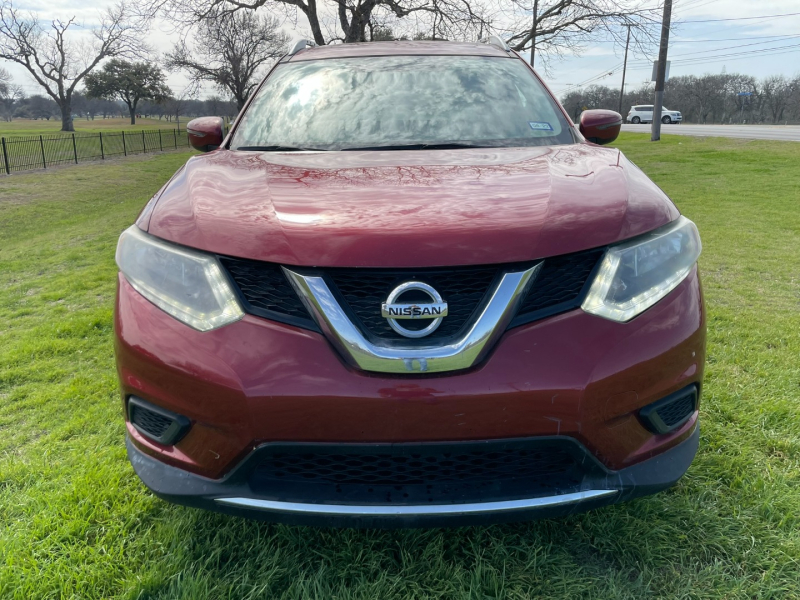 Nissan Rogue 2016 price $8,695