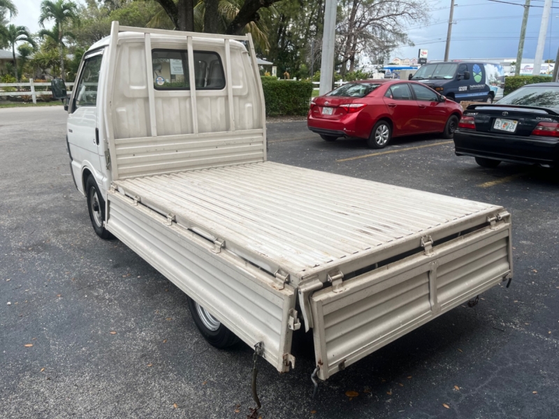 Nissan Vanette DX Dually Truck 1997 price $18,999
