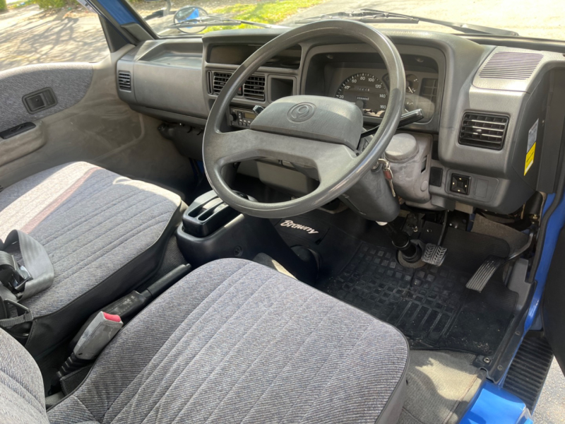 Mazda Bongo Brawny Diesel Dually Truck 1997 price $15,999