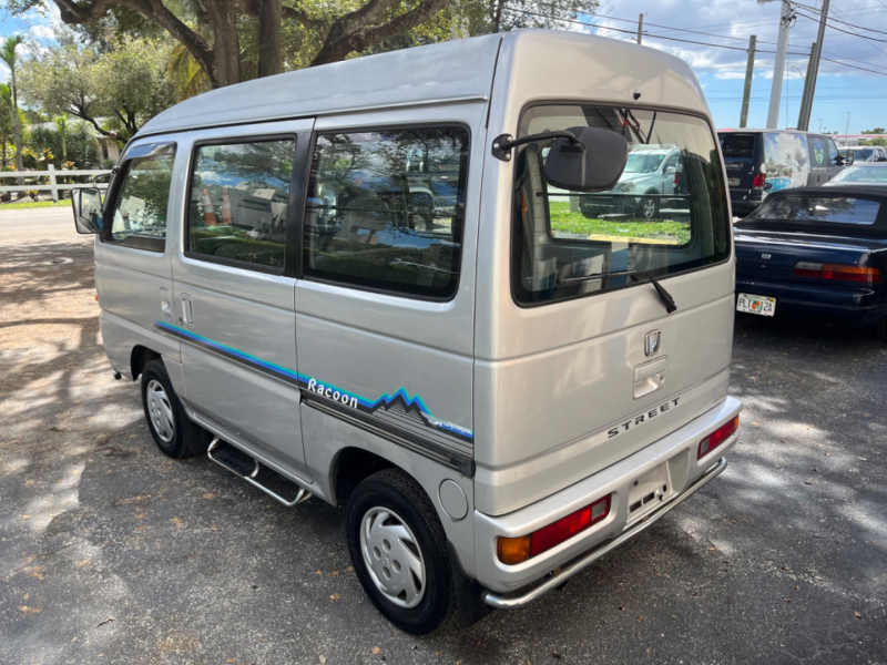 Honda Street Racoon Automatic Mini Van 1995 price $8,999