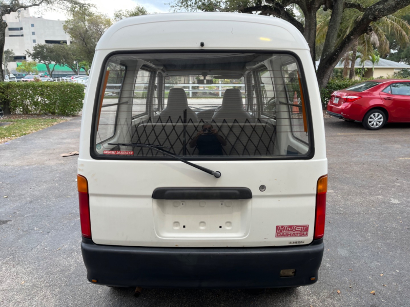 Daihatsu Hijet Mini Van 1998 price $8,999
