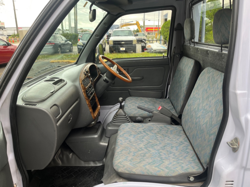 Daihatsu Hijet Mini Truck 1998 price $10,499