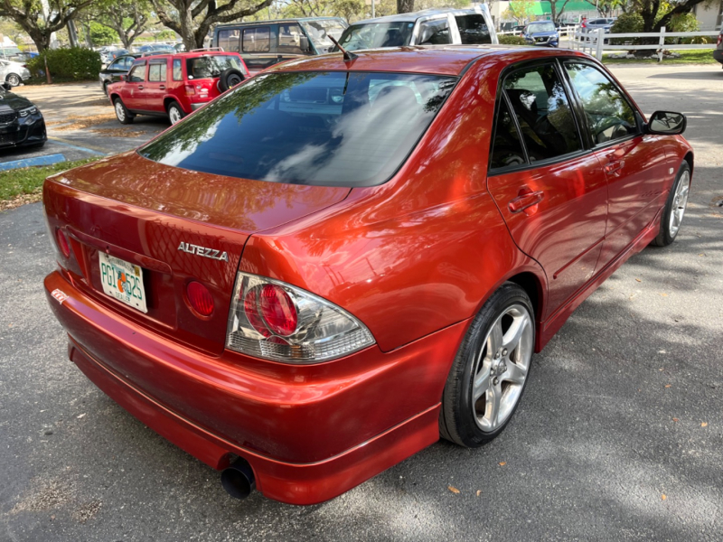 Toyota Altezza 1998 price $16,499