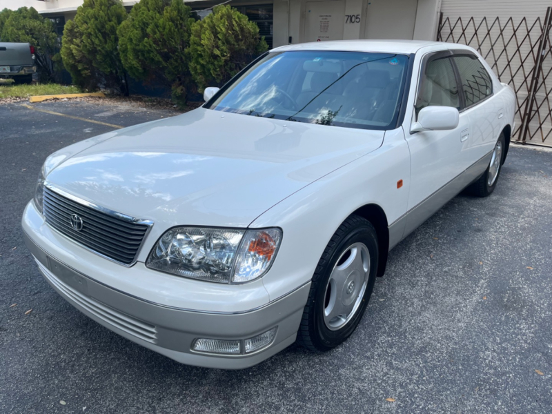 Toyota Celsior 1998 price $17,499