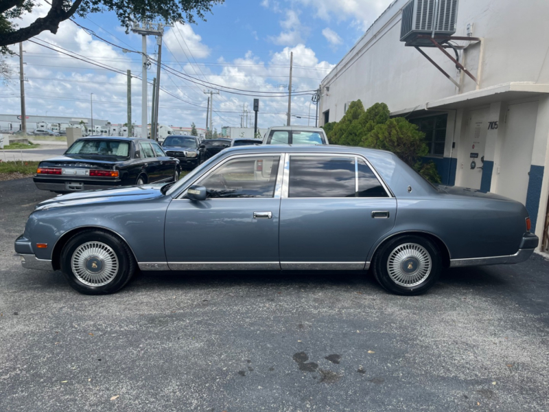 Toyota Century V12 1999 price $26,999