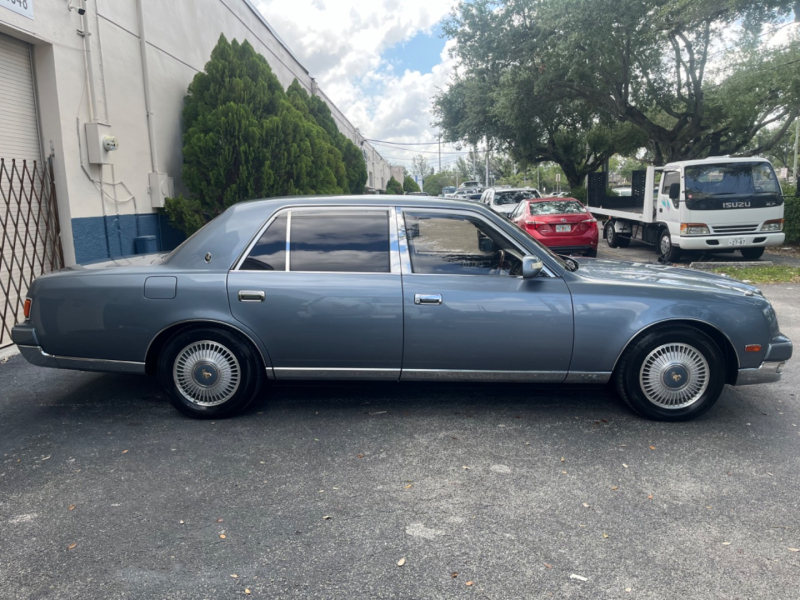 Toyota Century V12 1999 price $26,999