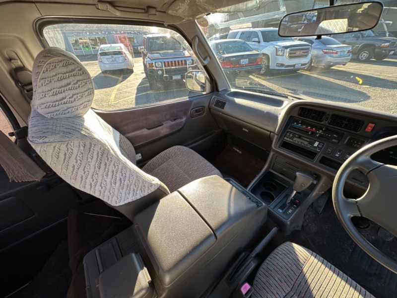 Toyota HIACE 1993 price $12,995