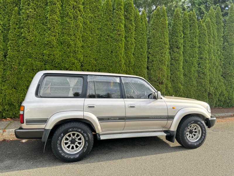 Toyota Land Cruiser 1994 price $22,995